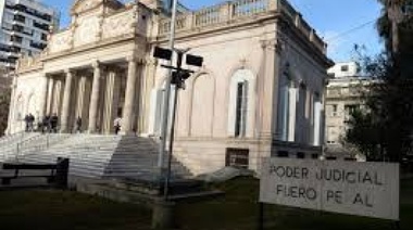 Una fiscal platense dio positivo de Covid