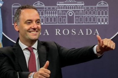 Con la tuya, contribuyente: Admiten que Adorni tiene una estructura con 250 empleados