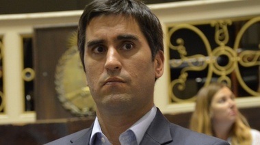 Aseguran que habría periodistas involucrados en la extorsión que denunció el presidente de la Cámara de Diputados