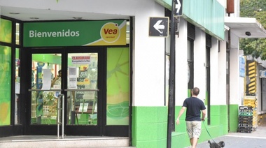 Vea que bien: clausuraron un supermercado en 11 y 47 por aumentar 20% productos de precios acordados y no aceptar compras con Tarjeta Alimentar