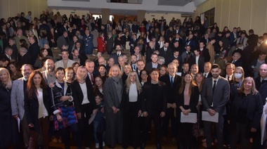 Tras una històrica elecciòn asumieron las nuevas autoridades del Colegio de Abogados