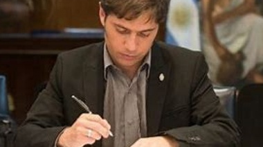 Ya no tienen excusa: Kicillof oficializó el fondo para que los intendentes paguen el Bono-Massa