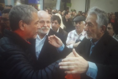 En La Plata, Rodríguez Saa advirtió que Macri puede adelantar las elecciones