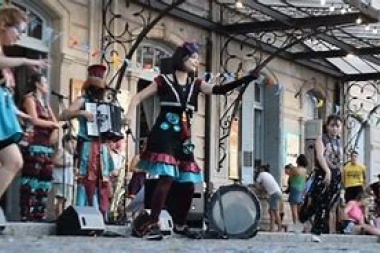 Que la vida es un carnaval: cronograma de los corsos en los barrios platenses