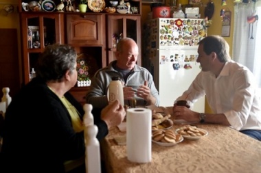 Garro y Píparo: de acá para allá como chorizo en fuente de loza