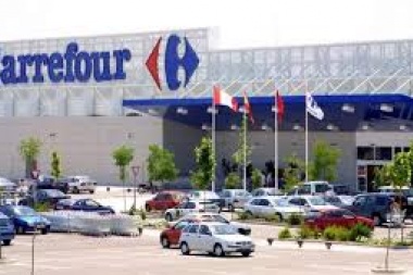 Después de décadas de mandar millones de pesos a Francia, Carrefour ahora dice que está en crisis y pide pista para despedir empleados