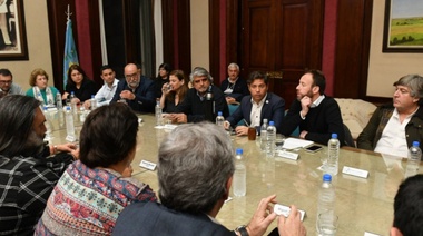 Kicillof anunció un aumento salarial del 25% para los estatales bonaerenses