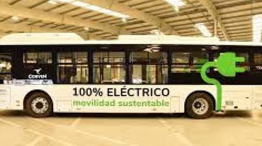 Ingeniería de la UNLP y la Cámara de Vehículos Eléctricos ya diseñan un marco para la reconversión de autos y colectivos