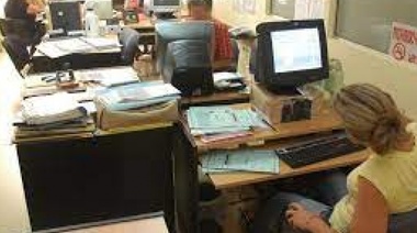 El mes que viene volvería el trabajo presencial en las oficinas públicas