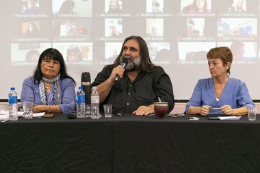 Docentes: los gremios aceptaron la propuesta de Kicillof y el sueldo inicial en jornada doble será de $882.216
