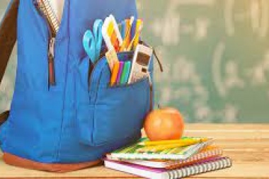 Pizarrón,tiza y arbolito: con la reforma al calendario escolar las clases terminarán el 23 de diciembre