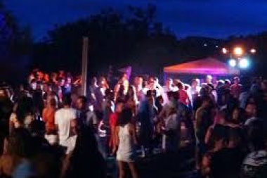 Multas de hasta 2 millones de pesos por organizar fiestas, juntadas y otras jodas en La Plata