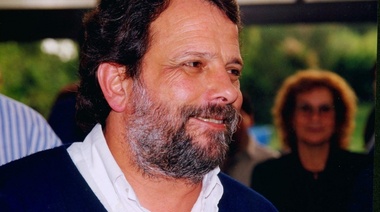 "Tibio Nunca": presentan la biografía del padre Carlos Cajade