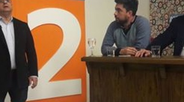 Mario Casalongue es "El Señor Nova": la agencia de noticias más picante llegó a la televisón
