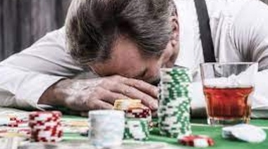 Y la banca seguirá ganando: abren los casinos y bingos con tragamonedas