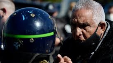 Pata adentro: la Justicia envió otra vez a prisión domiciliaria al ex líder de la UOCRA