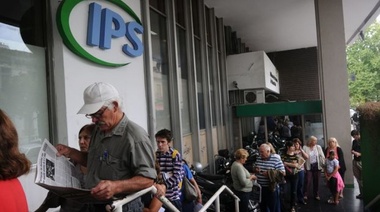 Desde este jueves cobran los jubilados y pensionados del IPS