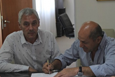 Secco y Cagliardi firmaron un histórico acuerdo de cooperación entre Berisso y Ensenada