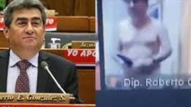 Al nuestro podrán imitarlo, igualarlo jamás: un diputado paraguayo apareció desnudo en una sesión virtual