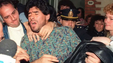 A 30 años del día que a Maradona el menemismo le hizo la cama y lo arrojó a los leones