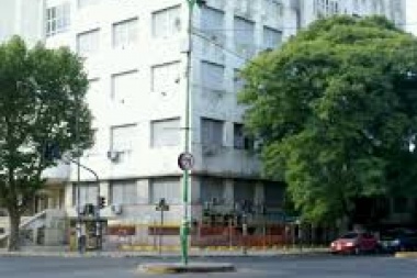 "Esperame en 1 y Maradona": un tramo de la avenida 60 llevará el nombre del Diez