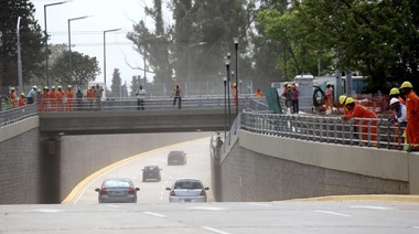 Rápido y Lujoso: ya se puede transitar hacia Tolosa por el paso a nivel de 1 y 532