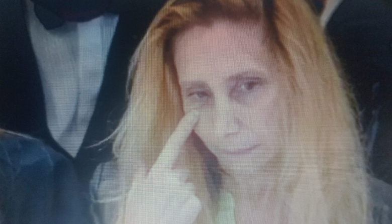 Una famosa vidente uruguaya dice que Milei "mira a su hermana Karina y queda como loco, grita"