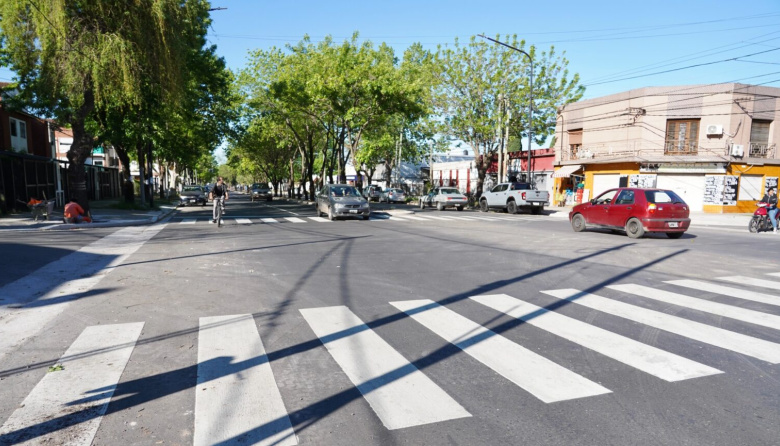 Luminarias, onda verde y obras hidráulicas: quedó habilitada la segunda etapa de la avenida 60 en Los Hornos