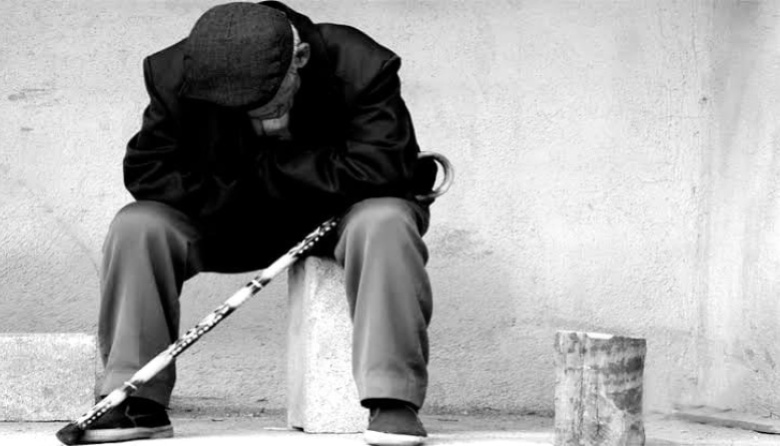 "La Casta no tiene miedo": Burlando calculó que en noviembre un jubilado deberá vivir con $ 11 mil por día