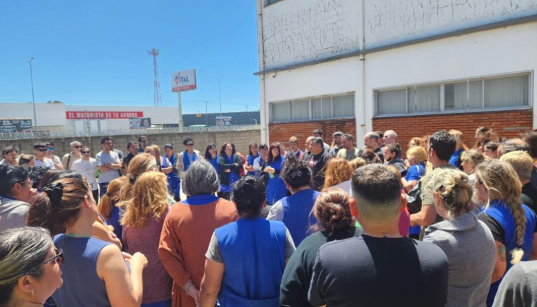 Por la ropa que viene de China: una histórica textil marplatense suspende por cuatro meses a 175 trabajadores por la caída de ventas