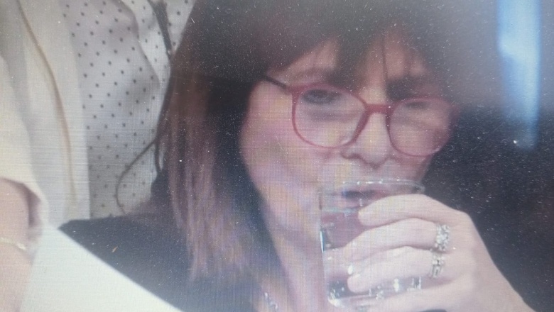 De que te recontra espionaje: revelan que Bullrich usa unos sofisticados anteojos de espía