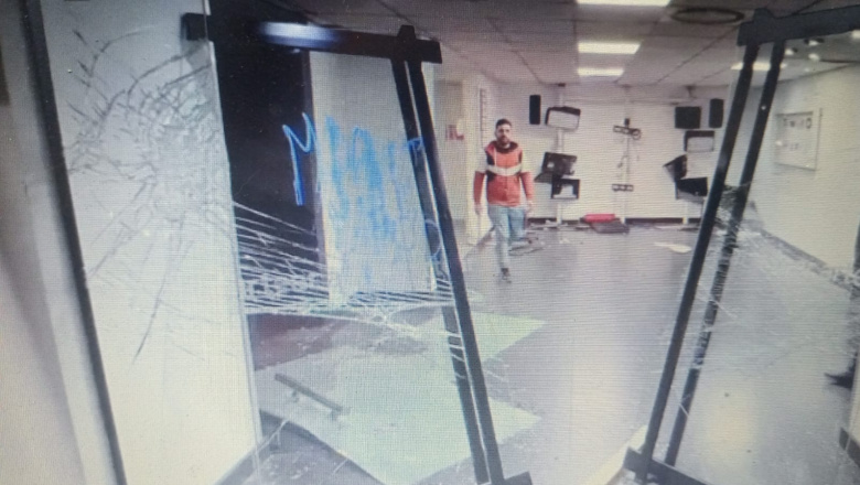 "No odiamos lo suficiente a los periodistas": le hicieron caso a Milei y rompieron instalaciones del canal TN