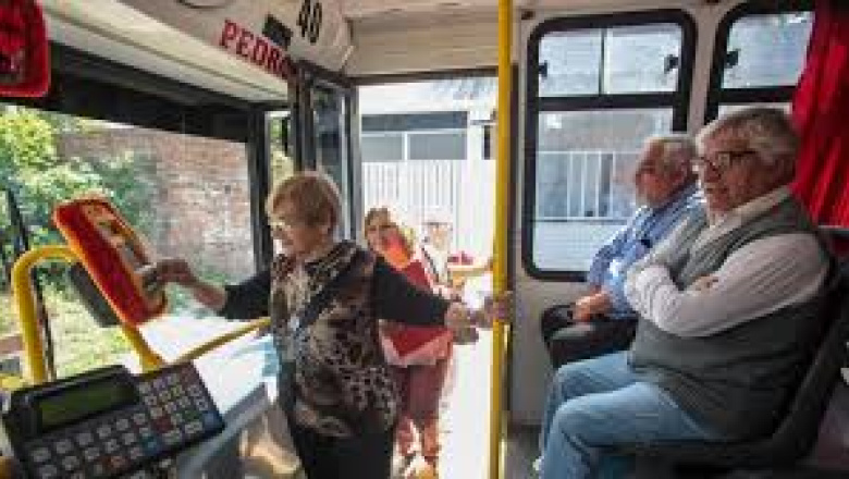 Proyecto peronista: impulsan que los mayores de 65 años puedan viajar gratis en los transportes públicos