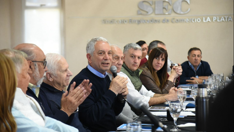 El peronismo de La Plata calienta motores:Alak encabezó el primer encuentro de candidatos de Fuerza Patria