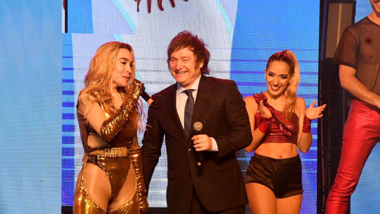 Con la tuya, contribuyente: Milei viaja a Las Vegas a ver el show de Fátima Florez