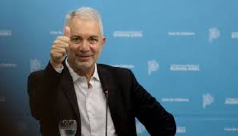 Que 18 años no es nada: tras las definiciones arriba, Alak vuelve a la presidencia del PJ La PLata