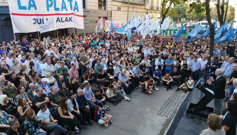 Alak asumió la conducción del PJ La Plata con un contundente mensaje de unidad: "Kicillof Presidente 2027"