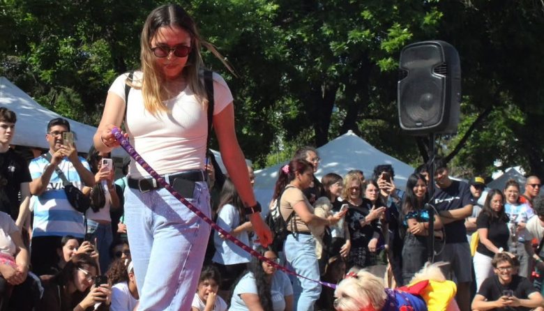 El domingo, con entrada gratuita: Gran Desfile de Mascotas, Vacunación y mucho más en la plaza de 19 y 44