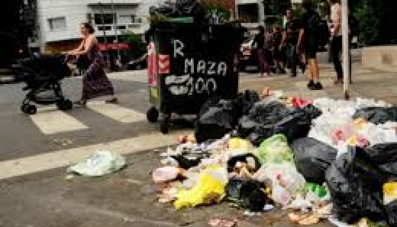 No sea mugriento y no saque basura: el 1° de Mayo no habrá recolección de residuos en La Plata
