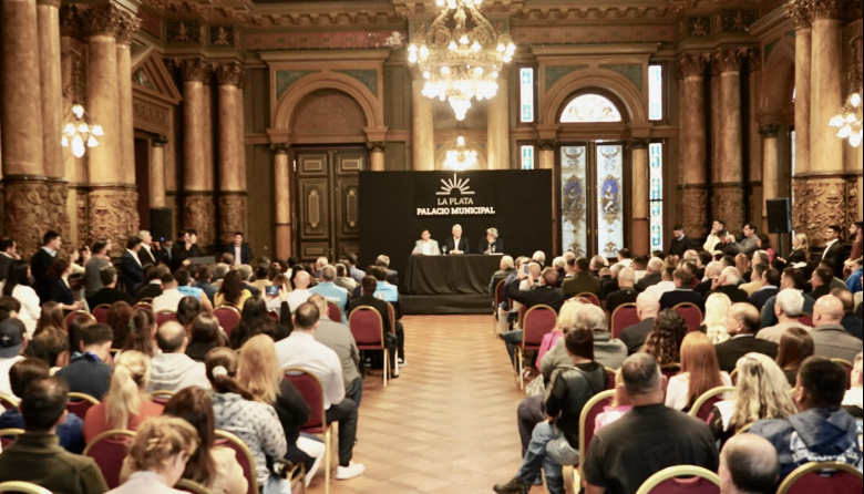 Alak anunció nuevas medidas para impulsar el empleo y fortalecer la producción local en La Plata