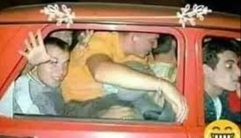 Amontonados que vamos: en CABA los taxis podrán llevar hasta ocho pasajeros