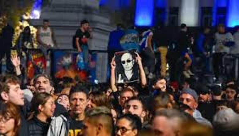 Indio Inmortal: una marea humana se mueve por todo el país y el gobierno tiembla de miedo