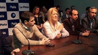 Stolbizer en La Plata con Arteaga, Crrespo y Sarghini: "este gobierno es una gran defraudación"