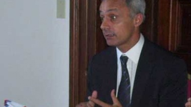 Tiempo de coachings: un ex funcionario bruerista para "tunear" a Carolina Píparo...