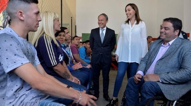 Vidal visitó una cárcel donde se enseña que trabajar es posible