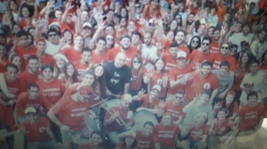 Campamento de la Juventud Radical: no olvidar la carpa, la linterna y la boina blanca