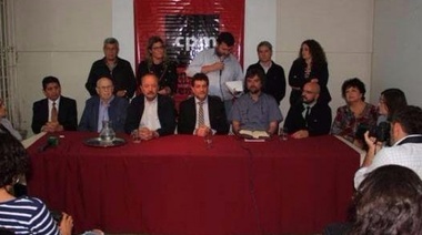 Juez Luis Arias: respaldo de la Comisión por la Memoria y rosario bendecido por el Papa