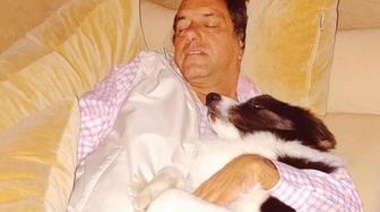Arrorró pedazo de...: Aseguran que Scioli no votó por los jubilados porque se quedó dormido