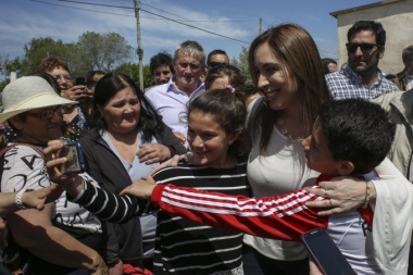 Vidal lanza un programa para que 49.000 pibes y pibas tengan el DNI