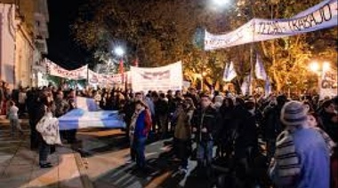 Hasta la Virgen se prende: comerciantes de Luján se niegan a pagar tarifazo eléctrico